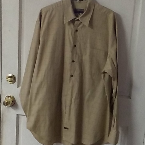 Shirts - Picture 8 of 10